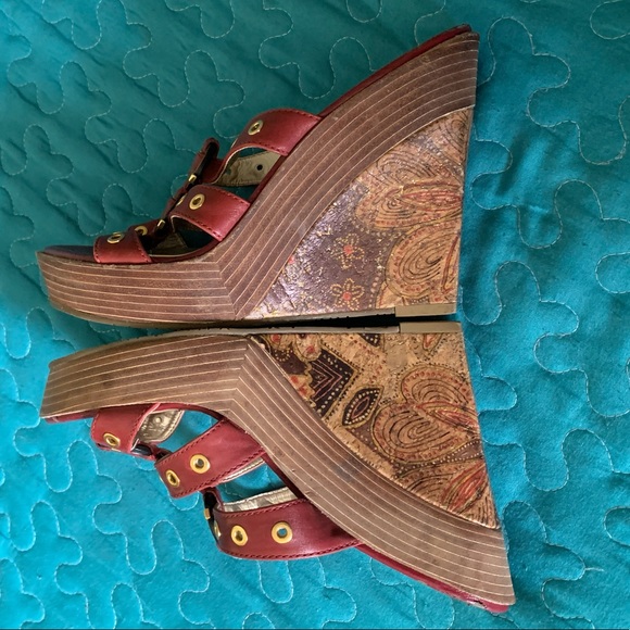 Carlos Santana - Cargo Leather Wedge Sandals - Picture 6 of 10